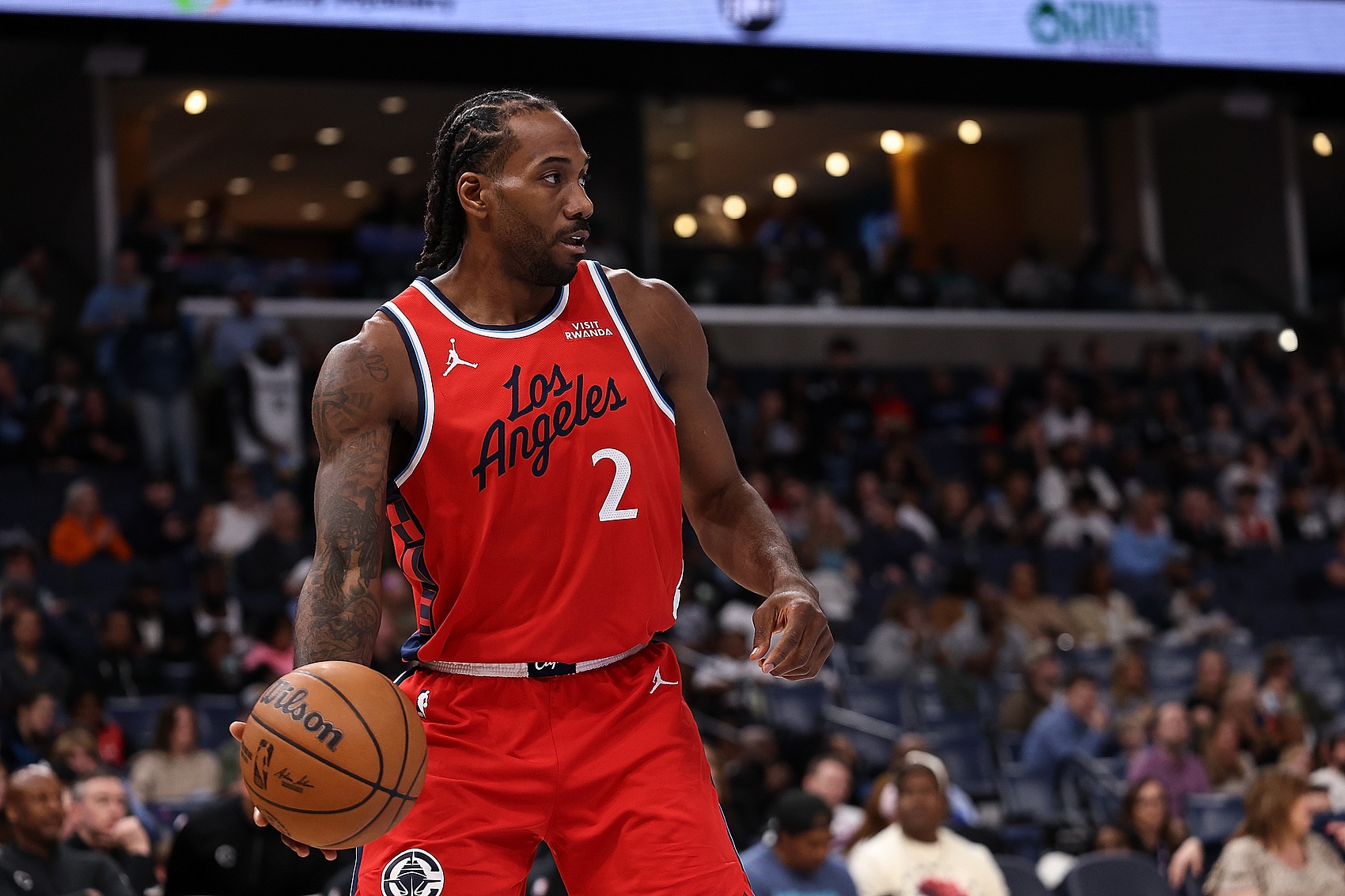 手机客户端-芬奇：伦纳德现在水准就跟19年拿FMVP一样 你对他真的没什么办法